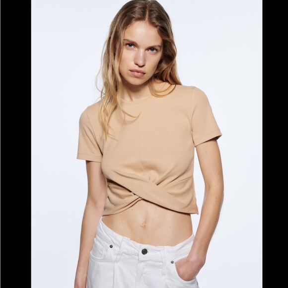 Zara Knotted Hem Shirt - Picture 1 of 3